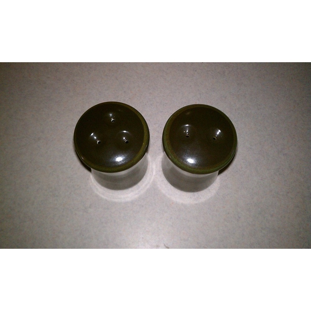 Mid Century Franciscan Madeira salt and pepper shakers